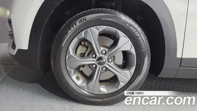 Kia Seltos Seltos Бензин 1.6 турбо 2WD — Фото автомобиля 5