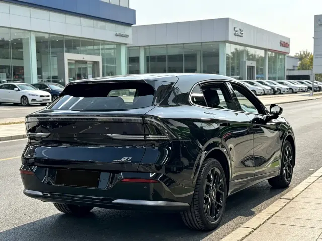 Xpeng G7 — Фото автомобиля 9