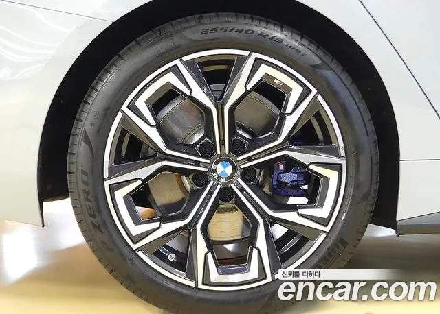 BMW 4-Series 4 серия (G22) 420i M Sport Gran Coupe — Фото автомобиля 5