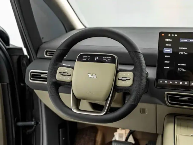 Li Auto MEGA — Фото автомобиля 21