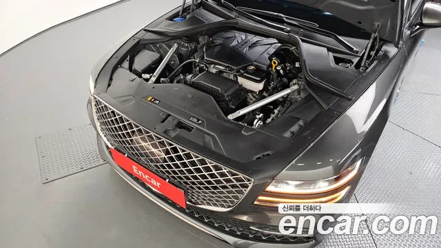 Genesis G80 Бензин 2.5 турбо AWD — Фото автомобиля 2