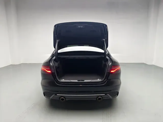 Jaguar Jaguar XEL 2021 2.0T 250PS R-DYNAMIC S Progressive Sport Edition — Фото автомобиля 7