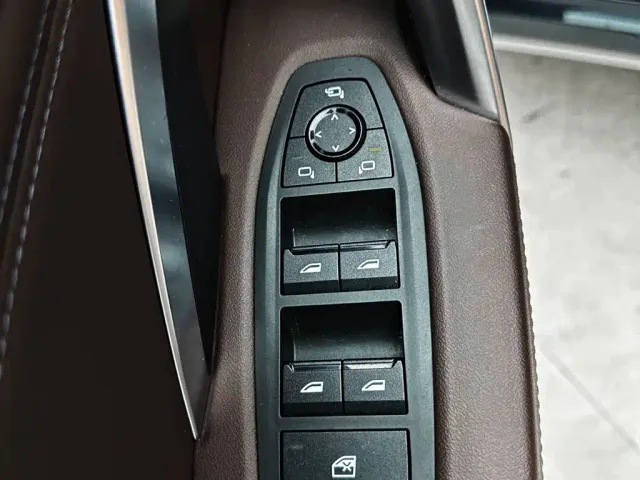 BMW X1 — Фото автомобиля 12