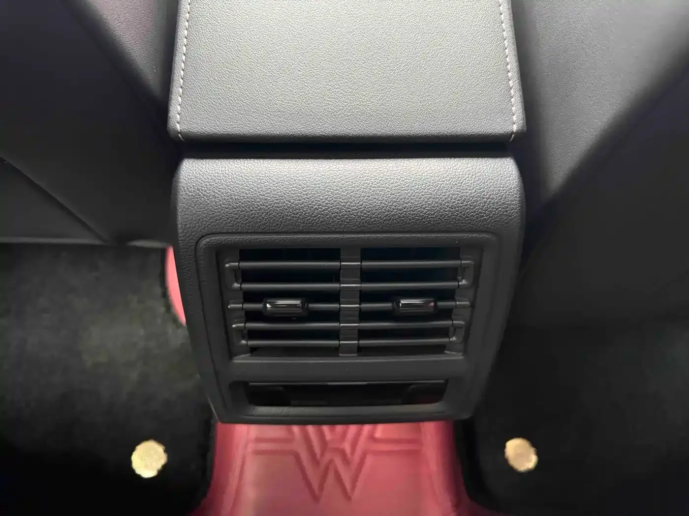 Volkswagen Golf 2023 280TSI DSG R-Line Lite — Фото автомобиля 9