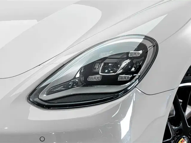 Porsche Panamera — Фото автомобиля 4