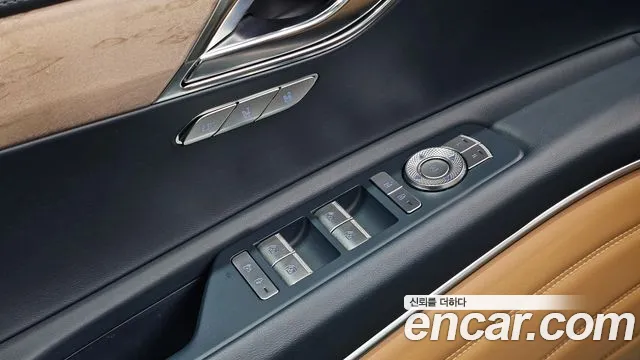 Genesis GV80 — Фото автомобиля 15