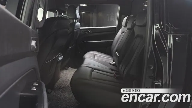 KG_Mobility_Ssangyong Rexton Новый Rexton Sport Khan Дизель 2.2 4WD — Фото автомобиля 24