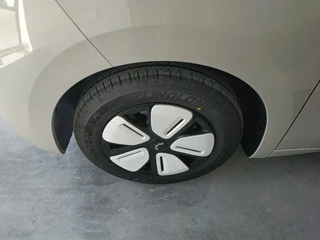 Wuling Hongguang Mini EV — Фото автомобиля 22