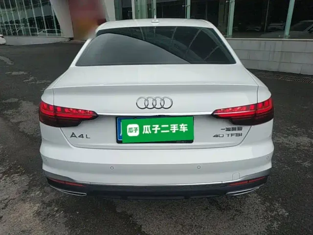 Audi A4L — Фото автомобиля 5