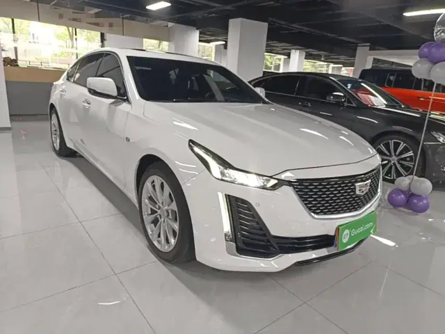 Cadillac CT5 — Фото автомобиля 3