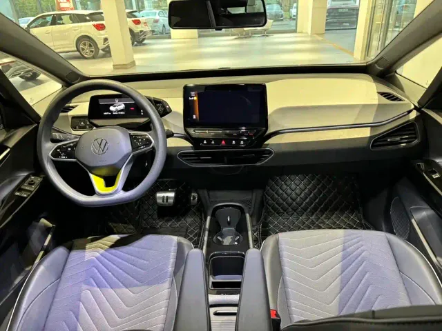 Volkswagen ID.3 — Фото автомобиля 9