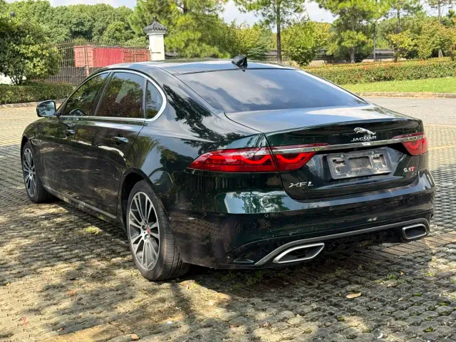 Jaguar XFL — Фото автомобиля 15
