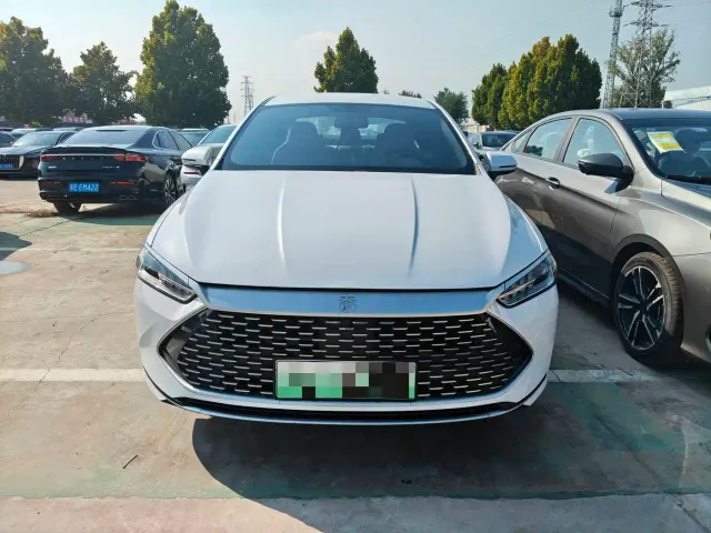 BYD Qin PLUS — Фото автомобиля 2