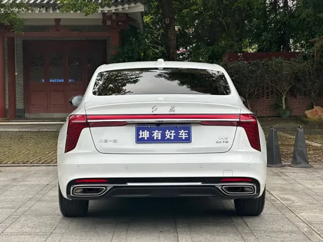Hongqi H5 — Фото автомобиля 5