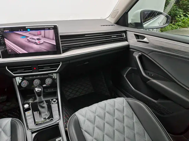 Volkswagen Sagitar 2025 300TSI DSG Surpass Edition — Фото автомобиля 6