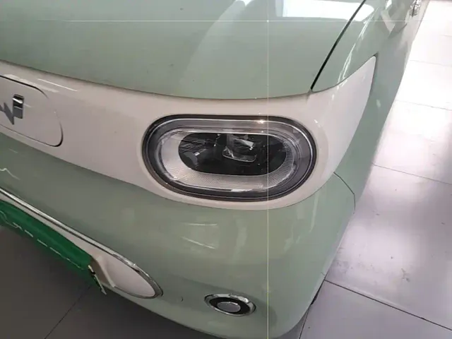 Wuling Hongguang Mini EV — Фото автомобиля 23