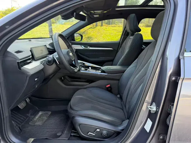 Geely Xingrui — Фото автомобиля 4