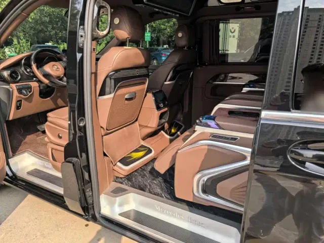 Mercedes-Benz Mercedes-Benz V-Class 2022 V 260 L Long Wheelbase Luxury Edition — Фото автомобиля 15