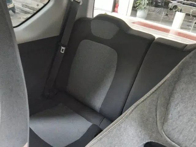Wuling Hongguang Mini EV — Фото автомобиля 18