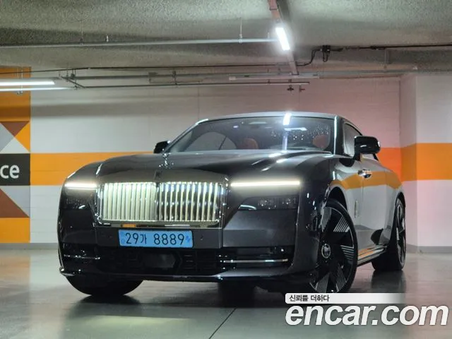 Фотография автомобиля — Rolls-Royce Spectre