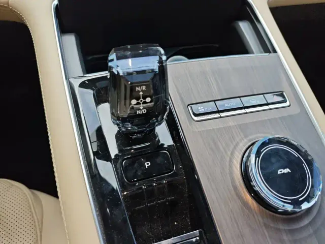 Geely Xingyue L — Фото автомобиля 9