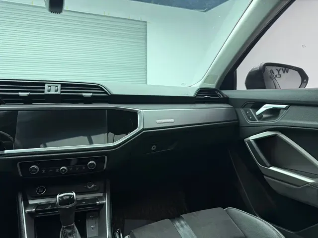 Audi Q3 — Фото автомобиля 15
