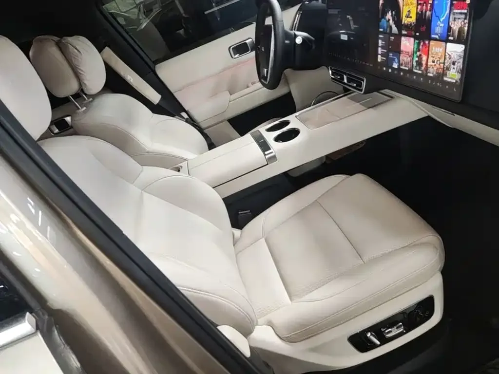 Li Auto Li Xiang L9 2023 Model Pro — Фото автомобиля 24