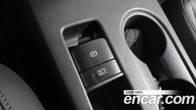 Kia Seltos — Фото автомобиля 19