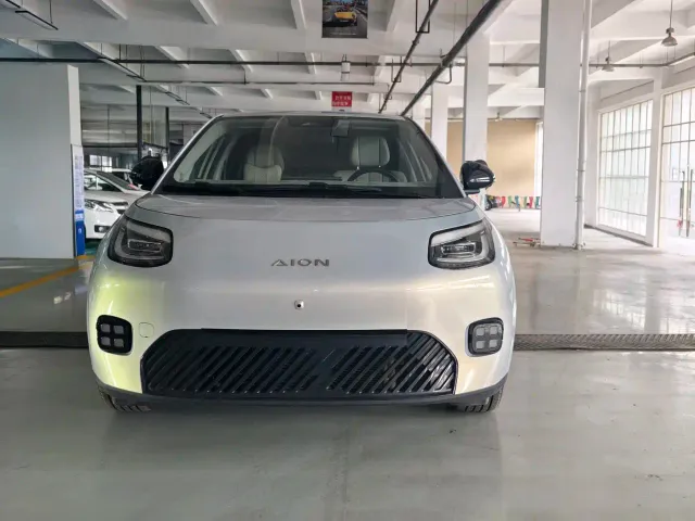 GAC Aion UT — Фото автомобиля 2