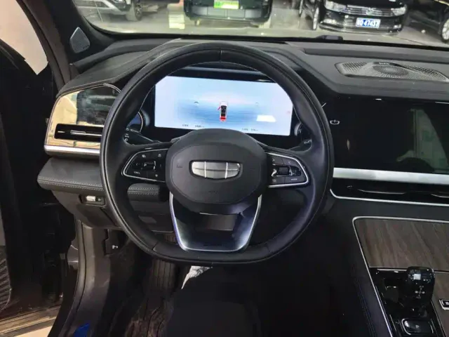 Geely Xingyue L — Фото автомобиля 15