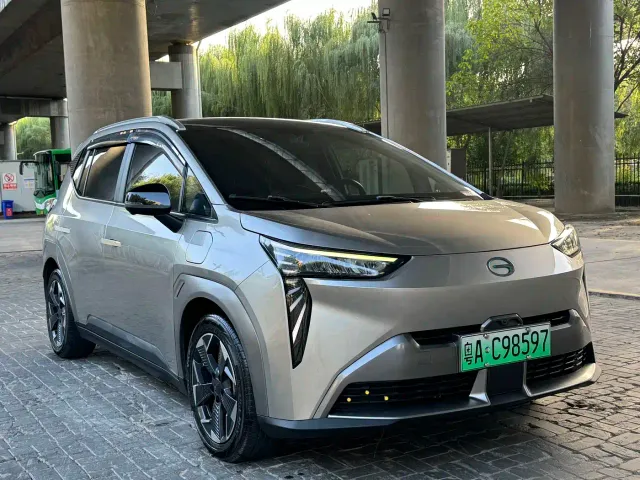 GAC Aion Y — Фото автомобиля 2