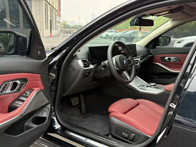 BMW 3 Series — Фото автомобиля 4