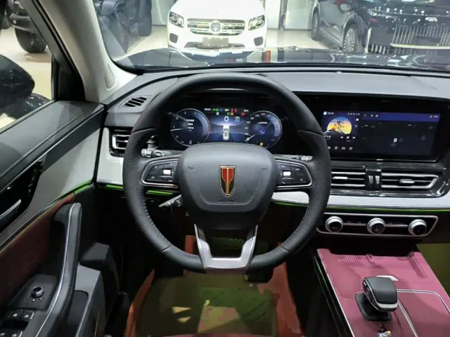Hongqi HS5 — Фото автомобиля 10
