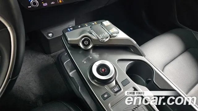 Kia EV6 — Фото автомобиля 8