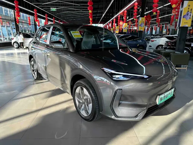 Geely Galaxy E5 — Фото автомобиля 3