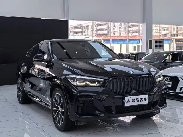 BMW X6 — Фото автомобиля 3