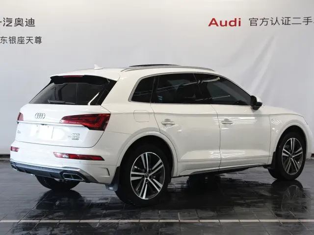 Audi Audi Q5L 2024 Model 40 TFSI Fashion Dynamic — Фото автомобиля 5