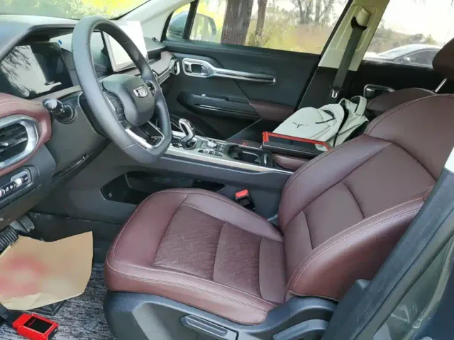 Geely Haoyue — Фото автомобиля 14
