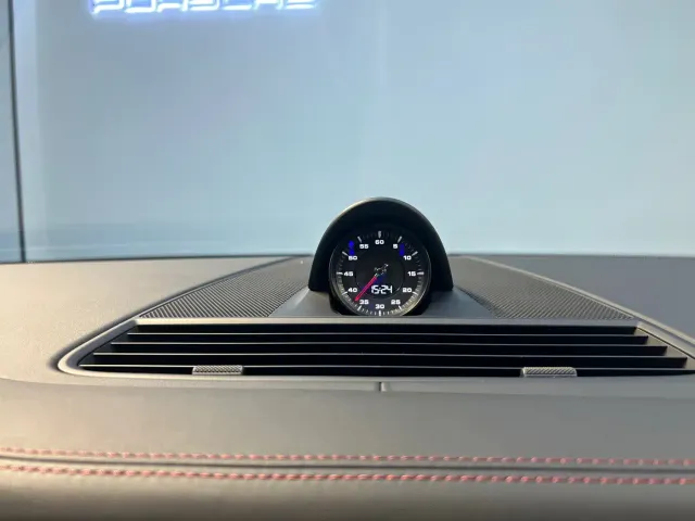 Porsche Panamera — Фото автомобиля 13