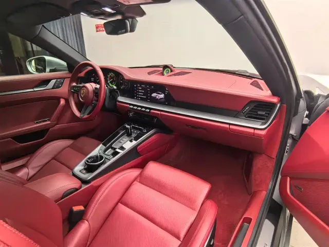 Porsche 911 — Фото автомобиля 15
