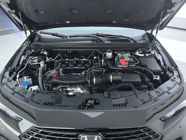 Honda Accord — Фото автомобиля 10