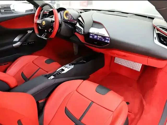 Ferrari SF90 — Фото автомобиля 5