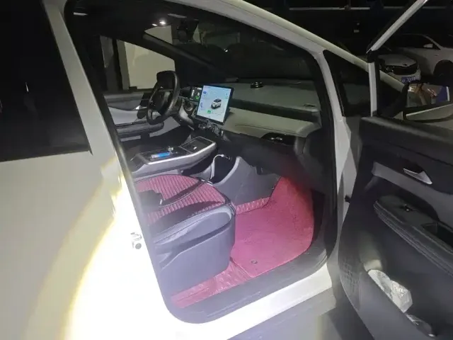 Hycan Auto Hycan Z03 2022 510km Trendy Cool Edition 160kW 61.13kWh — Фото автомобиля 8
