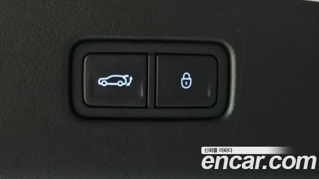 Genesis GV70 — Фото автомобиля 19