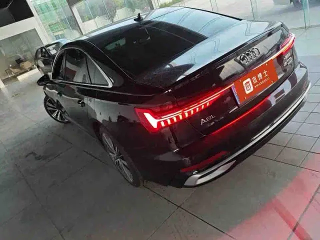 Audi A6L — Фото автомобиля 4