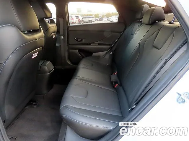 Hyundai Avante CN7 — Фото автомобиля 7