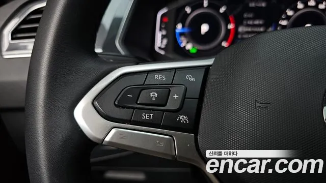 Volkswagen Tiguan Tiguan 2 поколение 2.0 TDI Prestige — Фото автомобиля 28