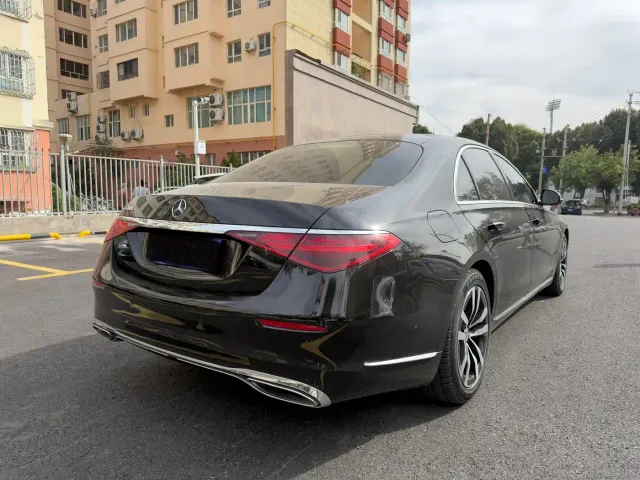Mercedes-Benz S-Class — Фото автомобиля 8