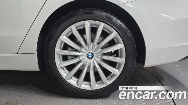 BMW Gran Turismo — Фото автомобиля 5