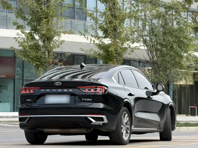 Ford Mondeo — Фото автомобиля 19